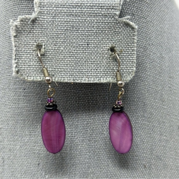Vibrant Abalone Shell Purple Dangle Earrings Silver Tone Hook Mother of Pearl - Picture 3 of 7